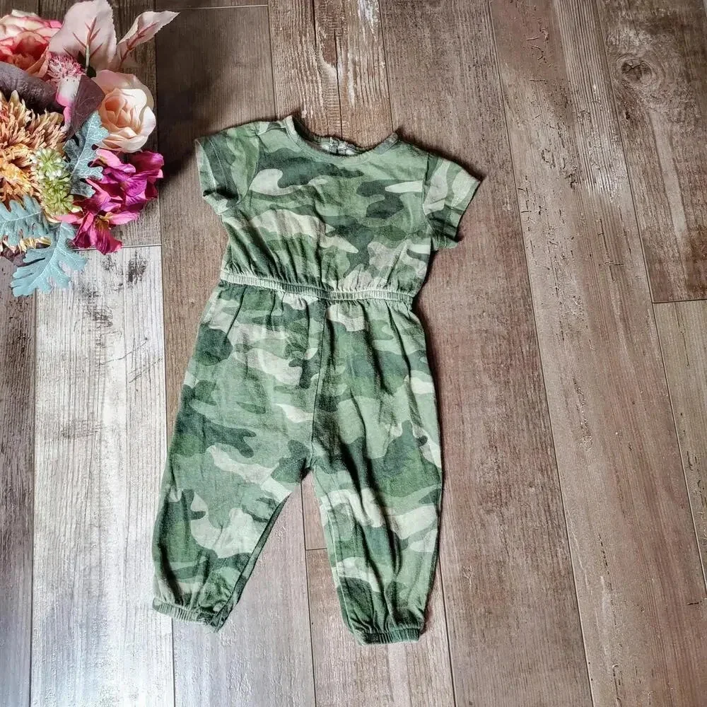 Old Navy 100% Cotton Green Camo Short Sleeve Jersey Jumpsuit for Baby Girl 6-12m